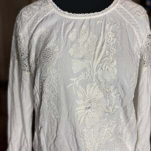 Anthropologie Tiny Fleur Blanche Embroidered White Lace Long Sleeve Shirt